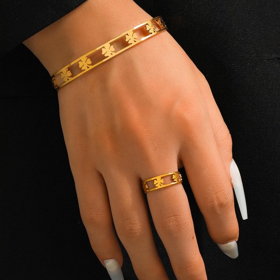 18K Gold Plated waterproof stainless steel Four Clover Flower Hollow out Cuff bangle titanium steel ring Jewelry set Gift 18K Gold Plated waterproof stainless steel Four Clover Flower Hollow out Cuff bangle titanium steel ring Jewelry set Gift