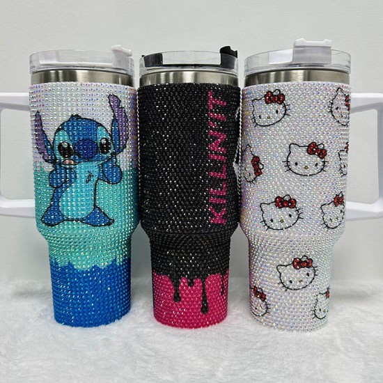 Wholesale Luxury Kitty Stitch Pearl Diamond Studded Bling Rhinestone Tumblers 40 oz High Quality Stainless Steel Cup With Straw Wholesale Luxury Kitty Stitch Pearl Diamond Studded Bling Rhinestone Tumblers 40 oz High Quality Stainless Steel Cup With Straw