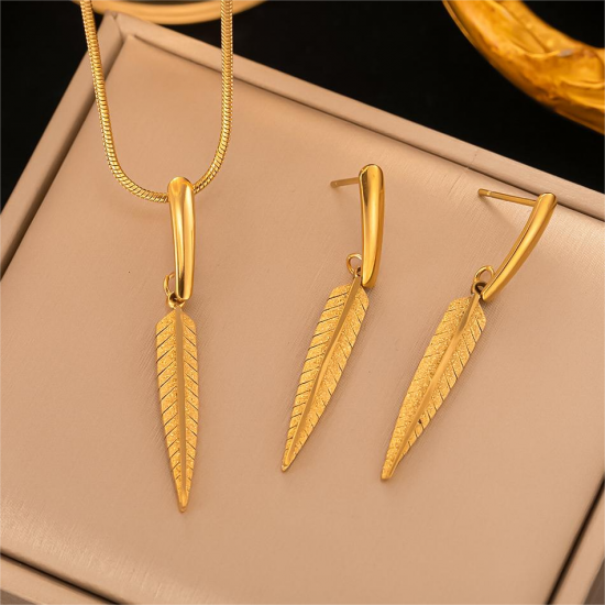 2023 New Arrival 2pcs Set Stainless Steel Necklace Earrings Leaf Design 18k Gold Plated Jewelry Set Women 2023 New Arrival 2pcs Set Stainless Steel Necklace Earrings Leaf Design 18k Gold Plated Jewelry Set Women